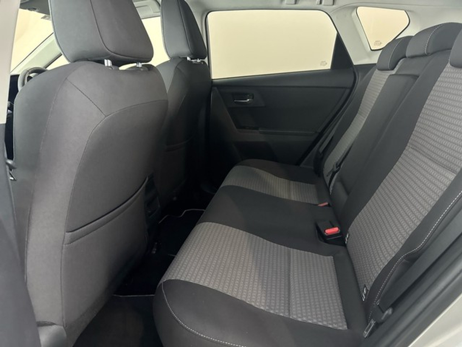 2018 Toyota Auris HYBRID LUNA SPORT €18,450