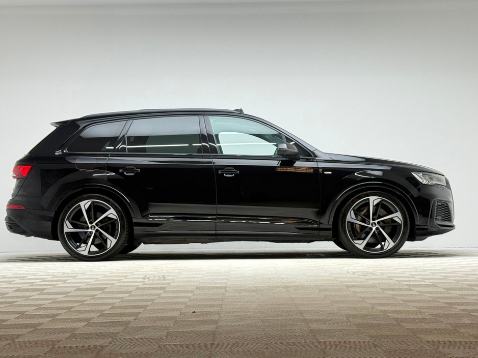 2021 Audi Q7 55 TFSI BLACK EDITION QUATTRO *N1 CREWCAB* €52,000