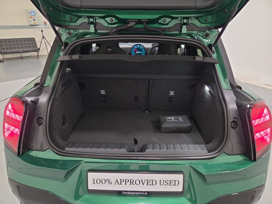 2026 MINI Aceman JCW