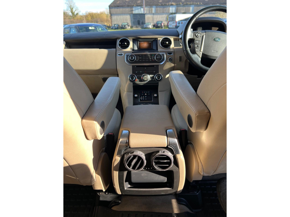 2015 Land Rover Discovery  €19,995