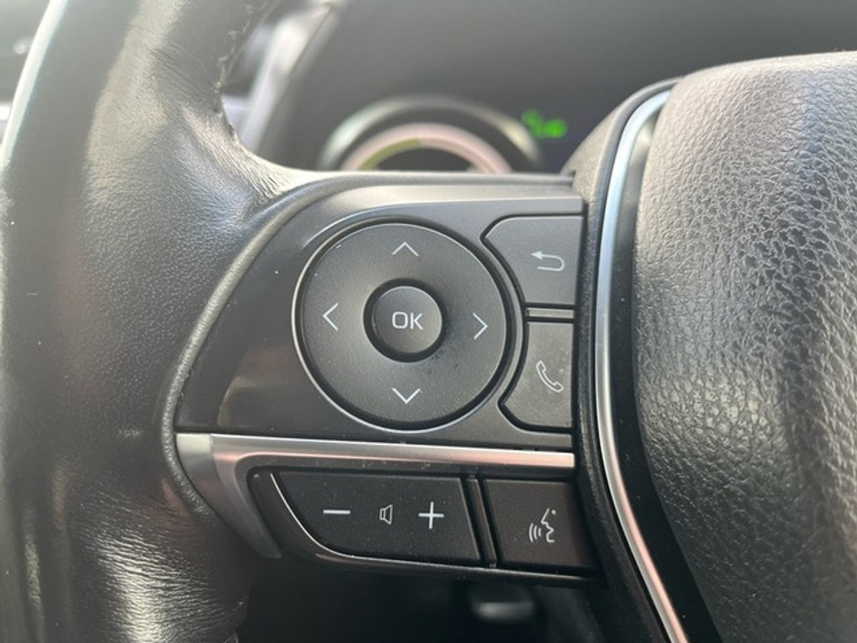 2021 Toyota Camry  €32,888