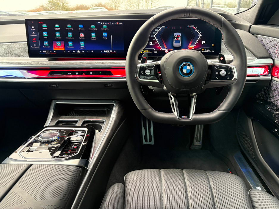 2025 BMW 7 Series M760e xDrive M Sport Pro [Ultimate Pack] €134,995