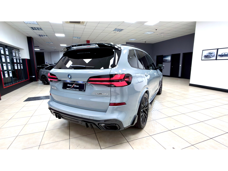 2025 BMW X5 XDRIVE50E M SPORT AUTO €99,250