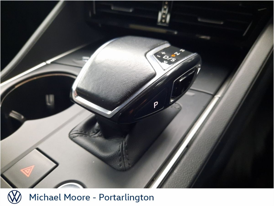 2022 Volkswagen Touareg TOUAREG COMM 3.0 TDI 4M 231BHP 5 €38,950