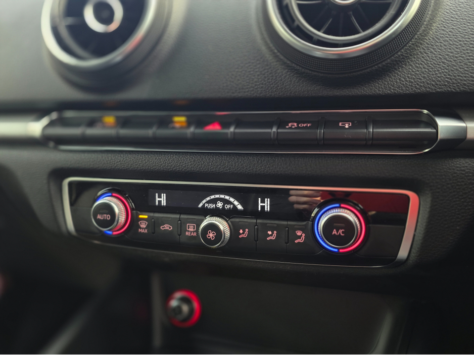 2014 Audi A3 Saloon ( 142 REG )1.4 TFSI SALOON PRIVACY GLASS REVERSING CAMERA - PARKING SENSORS ALLOYS - SIMI DEALER - LOW ROAD TAX BAND €14,950