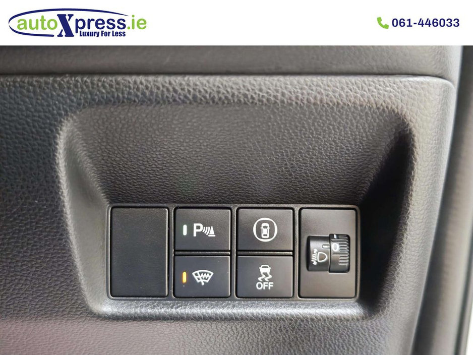 2020 Honda Fit 1.5 EHEV BASIC Hybrid, Automatic, Reversing camera €16,995