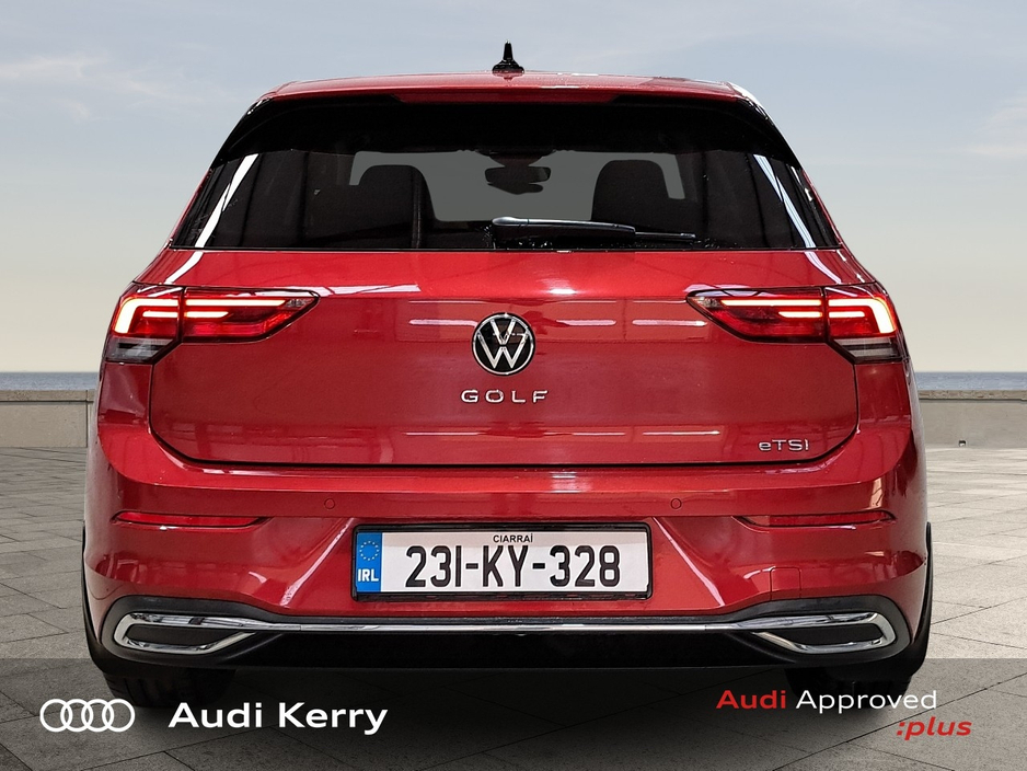 2023 Volkswagen Golf STYLE 1.5 TSI MHEV 130HP AUTOMATIC €31,900