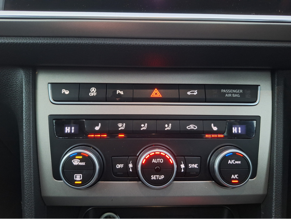 2022 SEAT Ateca PA 2.0 TDI 150HP XP+ * Top Spec/Leather/Sunroof/Heated Seats/Camera* €27,950