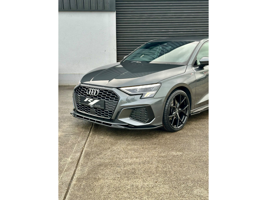 2022 Audi A3 35 TDI 150HP S tronic S Line €36,995