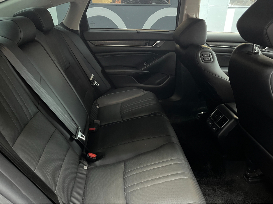 2022 Honda Accord €33950! 2022 HONDA ACCORD EX 2.0 AUTOMATIC / CRUISE CONTROL / REVERSE CAMERA / ELECTRIC MEMORY & HEATED SEATS €33,950