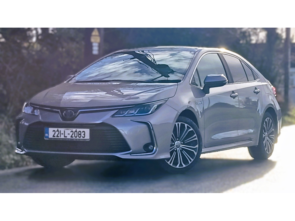 2022 Toyota Corolla HYBRID LUNA SPORT 4DR €26,000