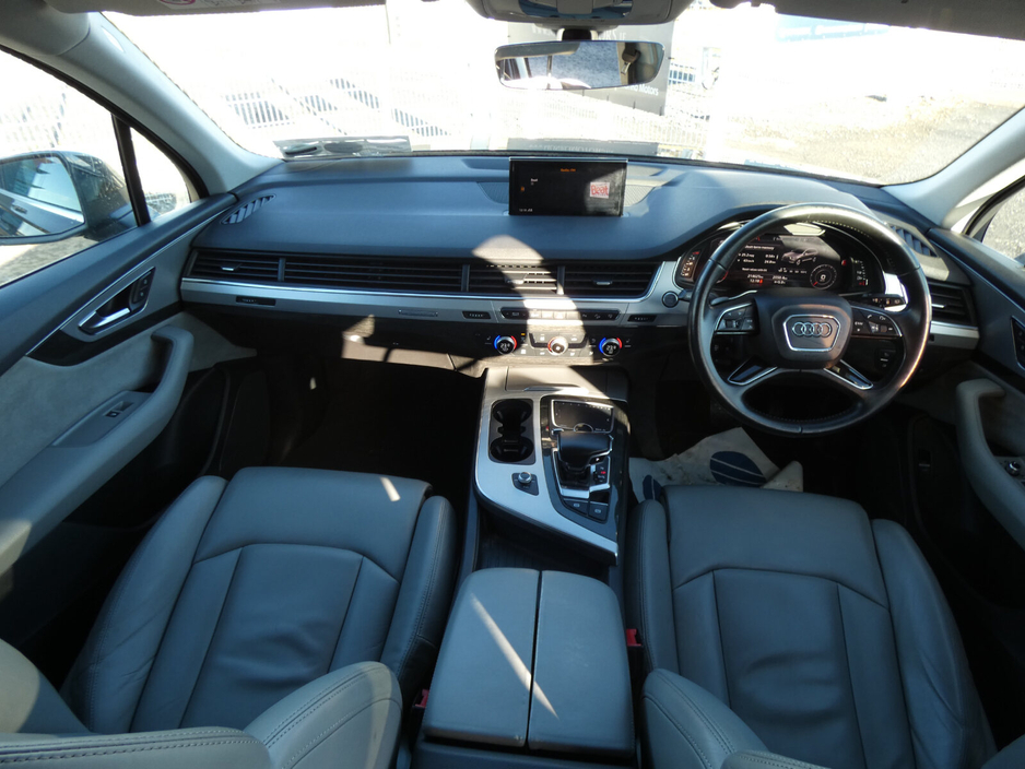2017 Audi Q7  €26,980