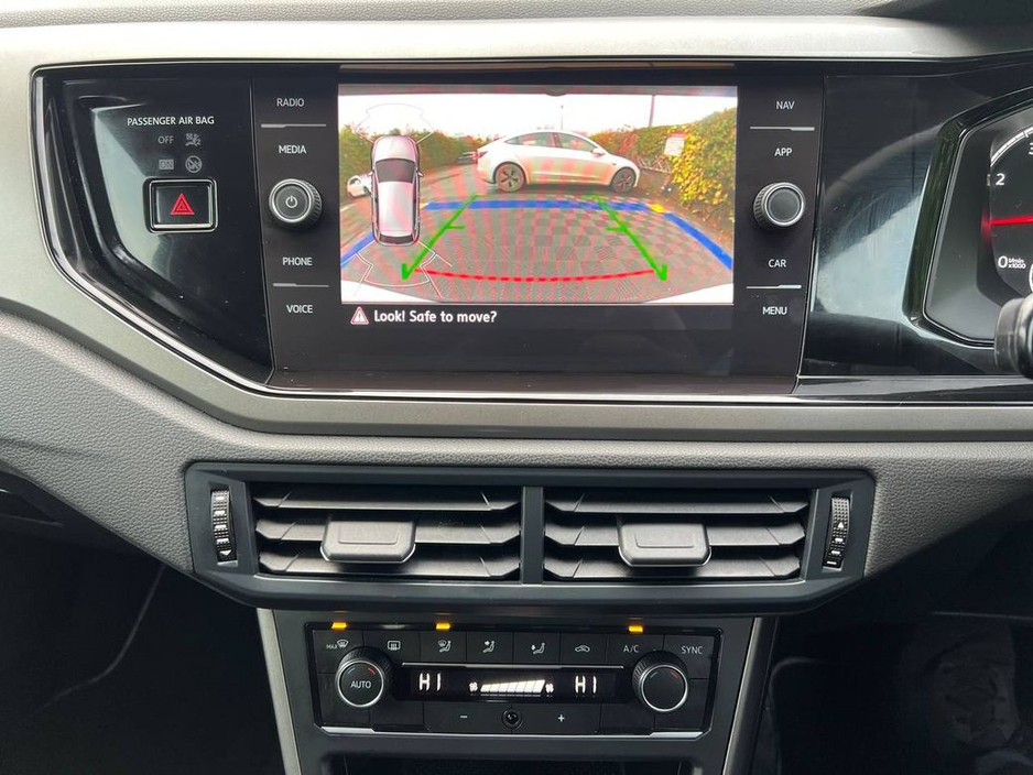 2019 Volkswagen Polo COMFORTLINE 1.0 TSI // FULL SERVICE HISTORY // DIAMOND CUT ALLOYS // APPLE CARPLAY/ANDROID AUTO €15,900