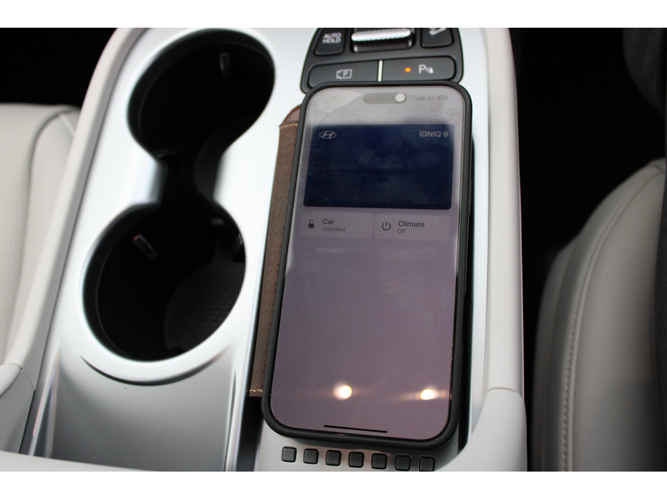 2025 Hyundai Ioniq 9 RWD standard (Long Range) Platinum €75,950