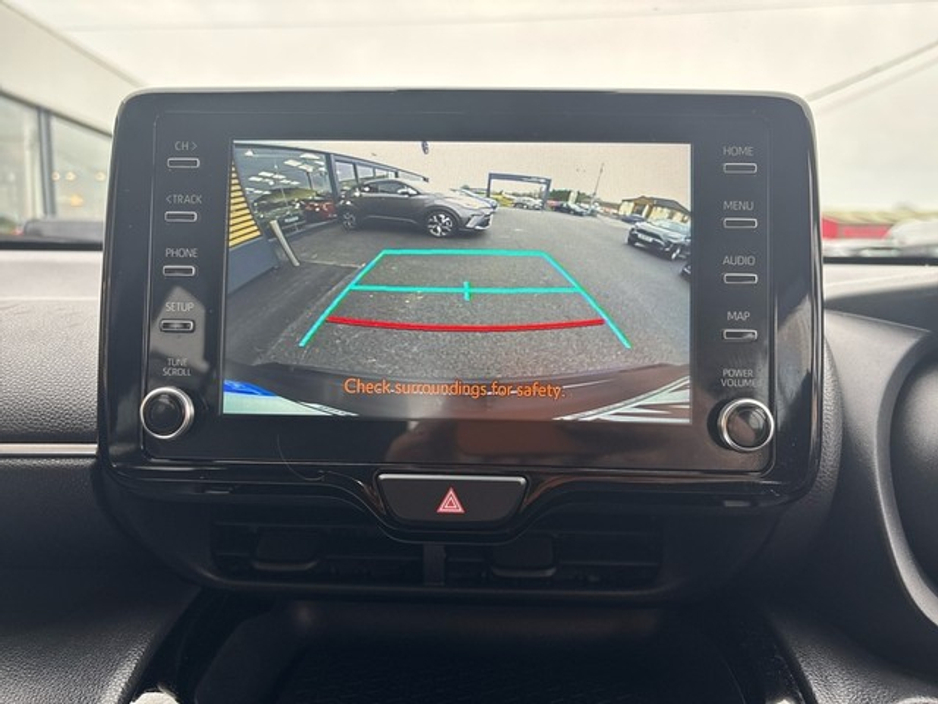 2024 Toyota Yaris Cross LUNA HYBRID 4DR AUTO €28,750