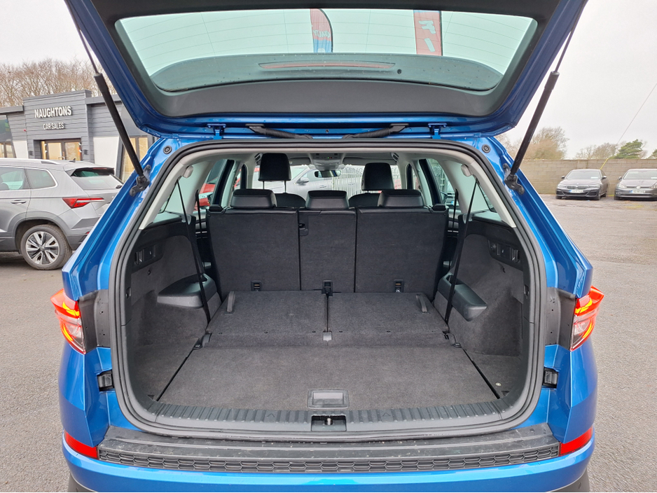 2023 Skoda Kodiaq 7S STYLE 2.0 TDI *High Spec/Black Leather/Heated Seats/Keyless Entry/Camera/Ambient Lighting* €43,950
