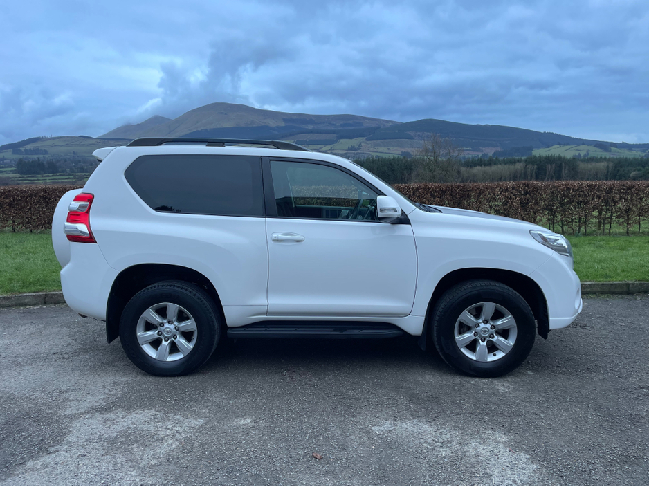 2016 Toyota Landcruiser SWB GX COMMERCIAL 2DR €32,950