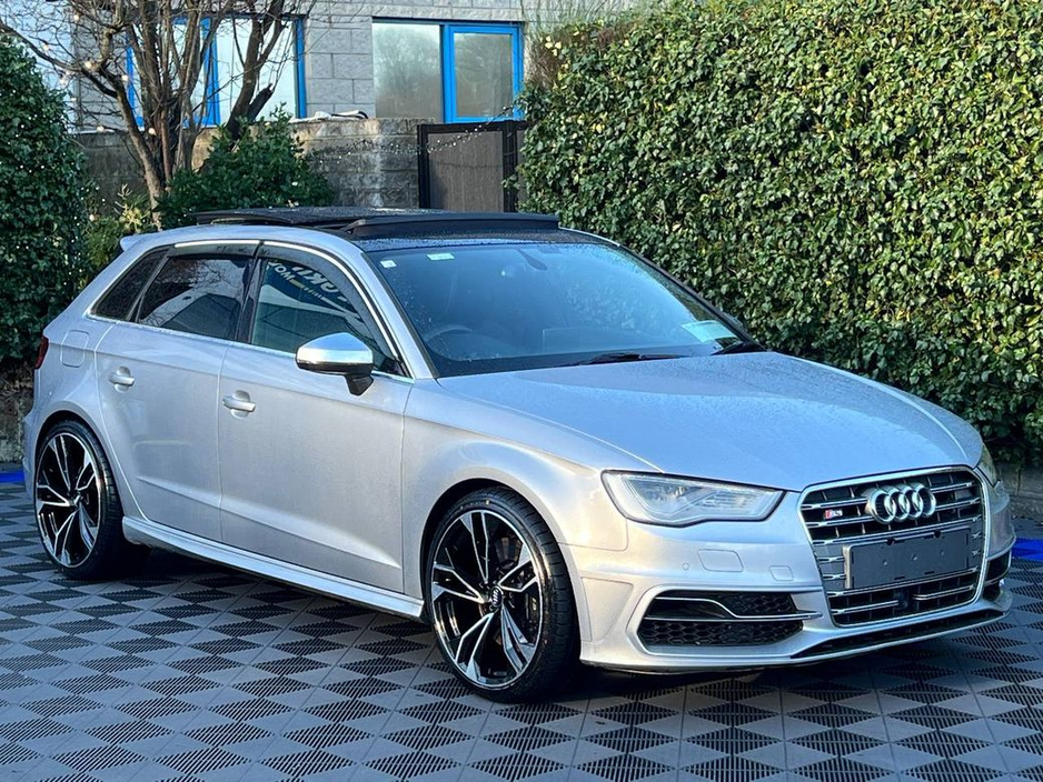 2015 Audi S3 QUATTRO 2.0 TFSI AUTO // OPENING PAN ROOF // LEATHER HEATED POWERED SPORT SEATS // 300 BHP €23,900