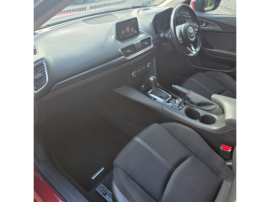 2016 Mazda Axela  €12,450