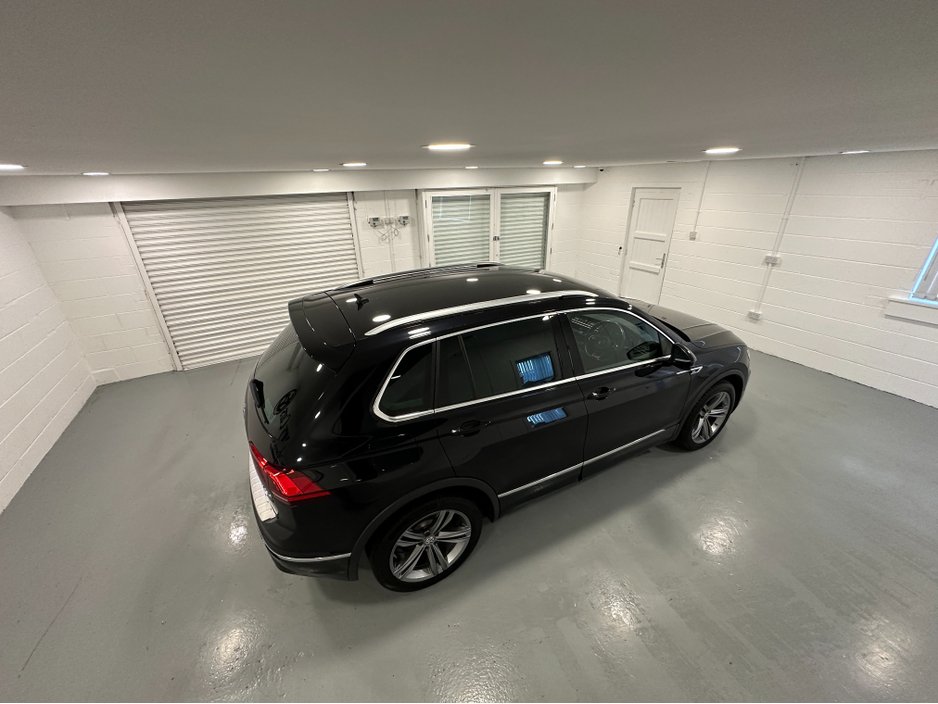 2019 Volkswagen Tiguan (191) TIGUAN 2.0TDI R LINE (LEATHER) DSG 4 MOTION LOW KMS VW/AUDI SPECIALISTS WWW.DENISDARCYCARS.IE €31,950