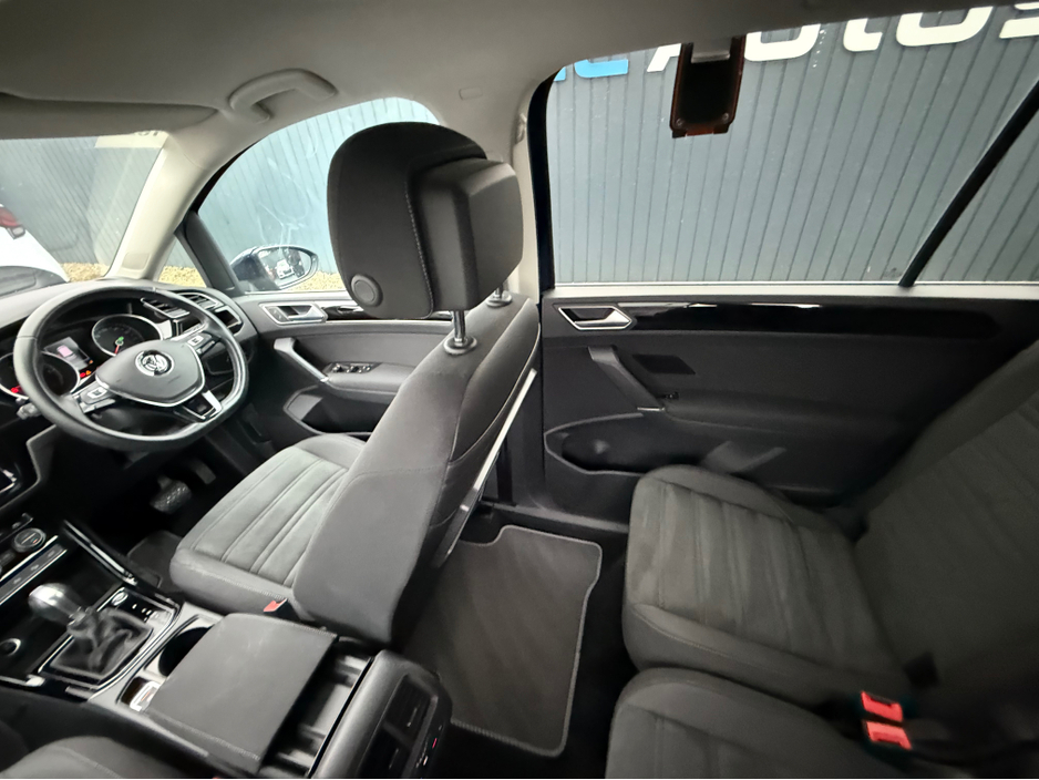 2018 Volkswagen Touran HIGHLINE - 2.0L DIESEL - 7 SEATS - AUTO - 12M WARRANTY - CAR: 1621