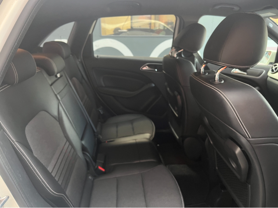 2018 Mercedes-Benz B Class ONLY €19950! AUTOMATIC B180  / 58k KMs / REVERSE CAMERA / HEATED SEATS & MORE €19,950