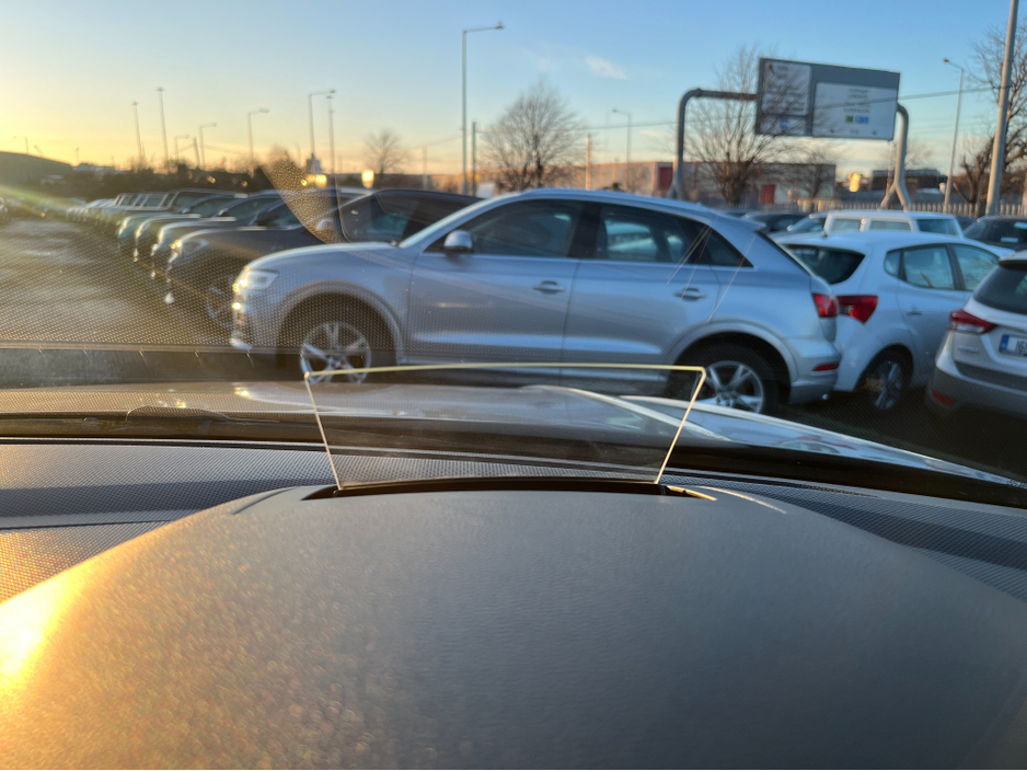 2019 Volkswagen Tiguan HIGHLINE 4MOTION AUTOMATIC 2.0 DIESEL //HIGH SPEC//360 PARKING CAMERAS//FRONT AND REAR HEATED SEATS//POWER TAILGATE//HEAD UP DISPLAY//