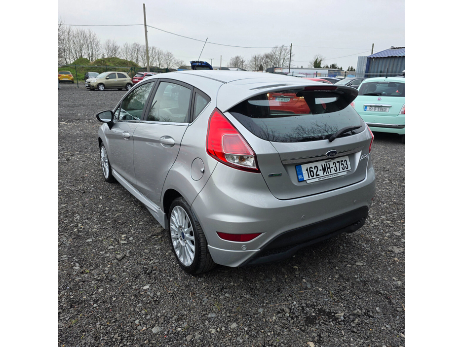 2016 Ford Fiesta 1.25 82PS Titanium €10,450