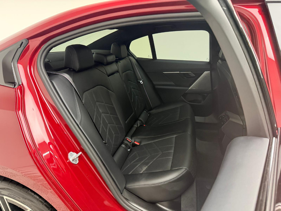 2025 BMW 5 Series 550E M SPORT PRO XDRIVE