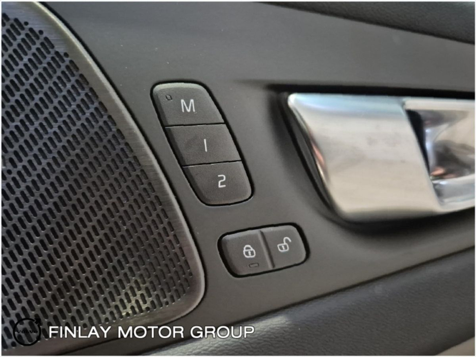 2026 Volvo XC60 Plus Dark T6 AWD - New Colour - Forest Lake €77,994