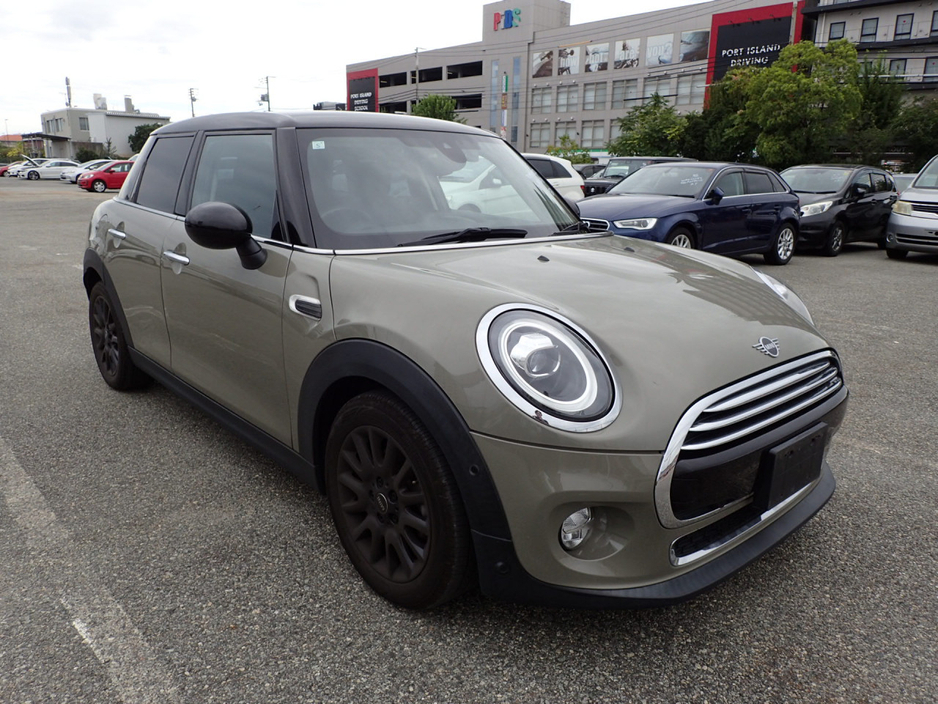 2019 MINI Cooper 1.5 COOPER STEALTH SERIES 5DR AUTOMATIC €21,950