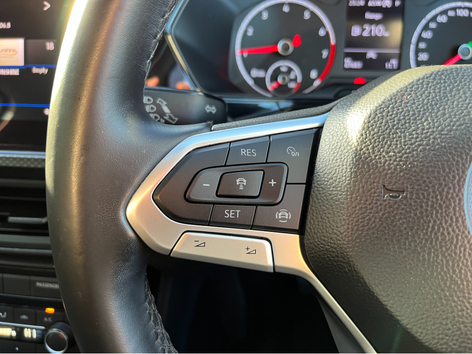 2020 Volkswagen T-Cross 1ST AUTOMATIC 1.0 PETROL //KEYLESS ENTRY//REVERSE CAMERA//BLIND SPOT WARNING// €19,950