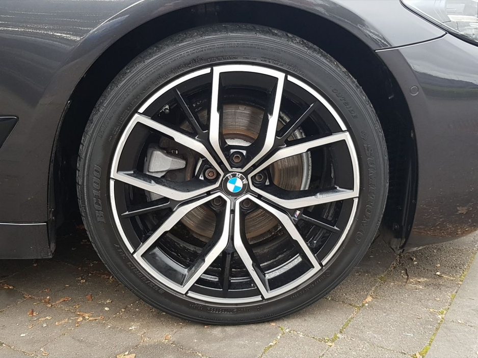 2020 BMW 5 Series 520d M Sport €34,995