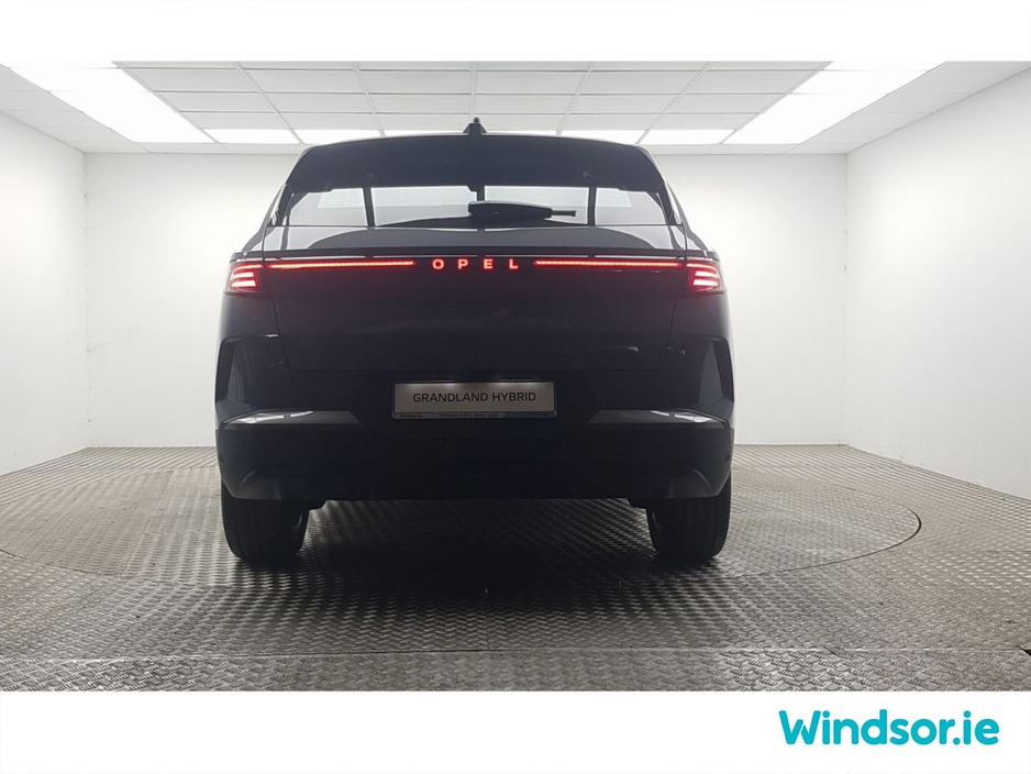 2025 Opel Grandland Elegance 1.2 MHEV (Tech Pack)