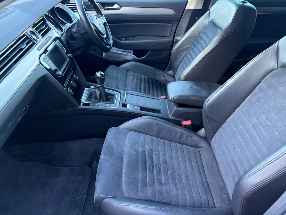 2015 Volkswagen Passat HIGHLINE 2.0 TDI MANUAL 6SPEED FWD 150HP 4DR €13,950