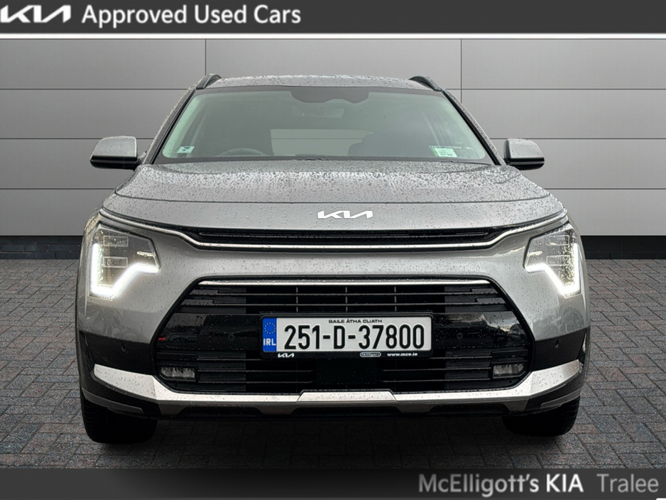 2025 Kia Niro HEV SEM €36,895