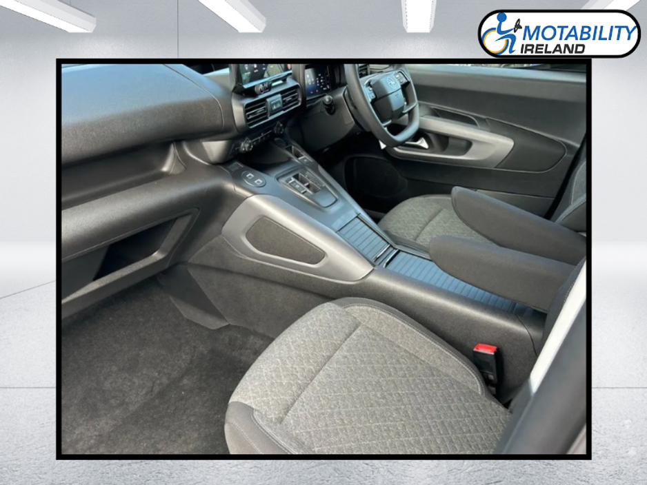 2026 Opel Combo Life Wheelchair Accessible €36,995