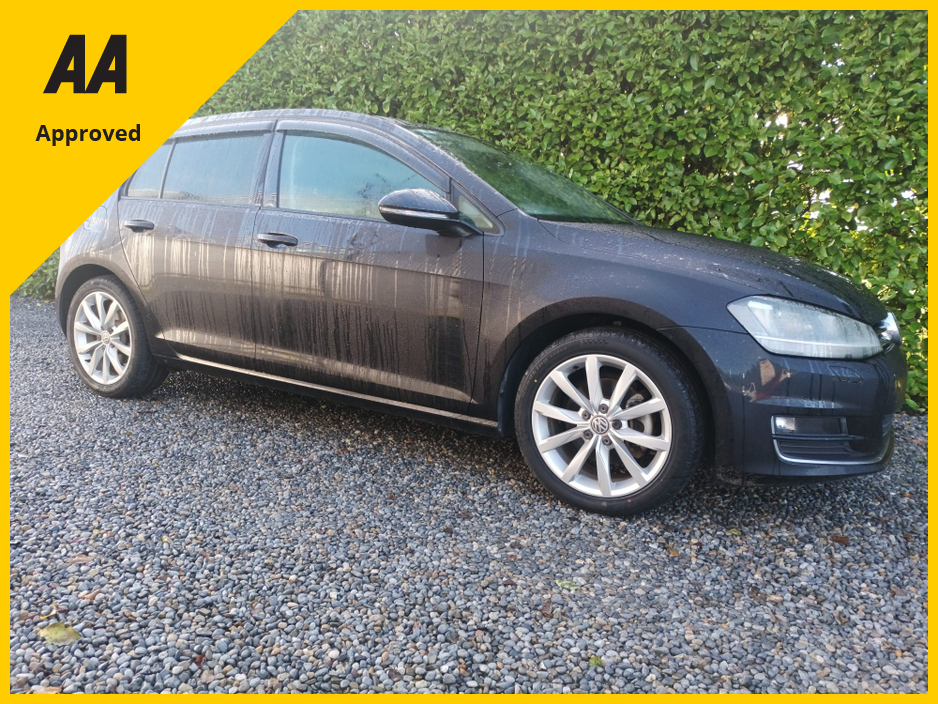 2016 Volkswagen Golf 1.4 TSI HIGHLINE AUTOMATIC SPORTS VELOUR INTERIOR SPORTS ALLOYS  WIND DEFLECTORS LARGE TOUCH SCREEN RADIO FACTORY IMMOBILISER CRUISE CONTROL FRONT & REAR DASHCAM JUST FULLY SERVICED 2 YEARS NCT €16,949