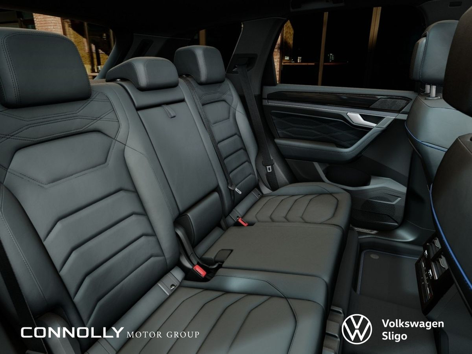 2026 Volkswagen Touareg R FINAL EDITION 3.0 TFSI PHEV 250 kW 340 HP €120,686