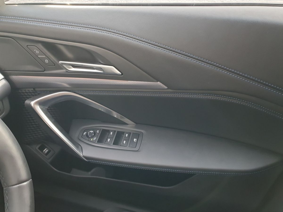 2025 BMW iX1 eDrive20 M Sport €49,995