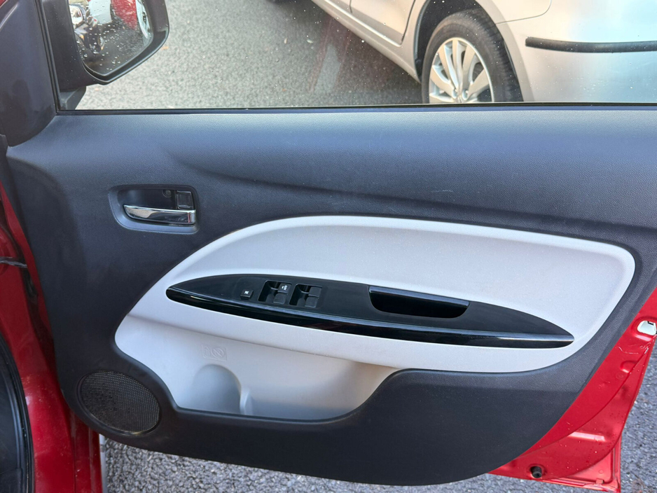 2016 Mitsubishi Mirage  €8,800