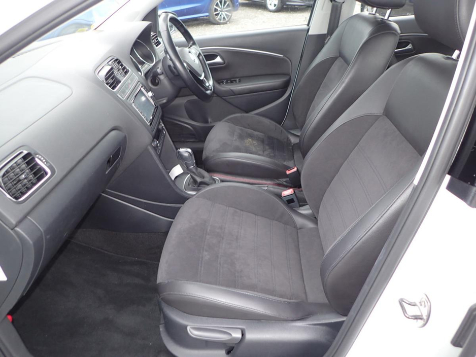 2017 Volkswagen Polo TSI Highline Meister €13,750