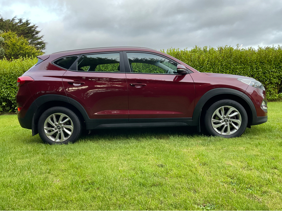 2016 Hyundai Tucson SE NAV B-DRIVE 2WD CRDI BLUE DRIVE €13,650