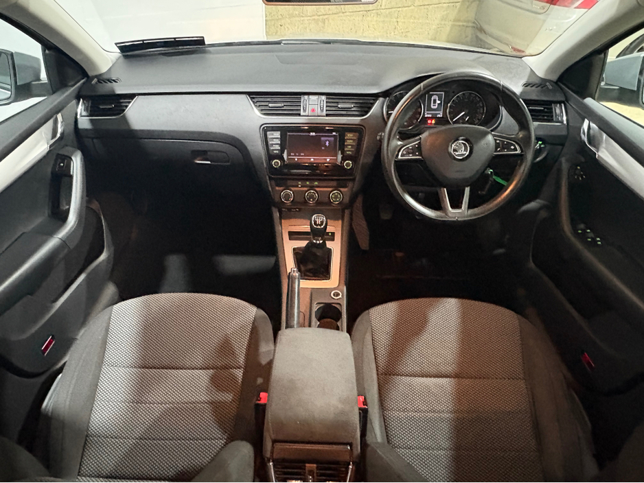 2016 Skoda Octavia 1.6 TDI 11 110HP 4DR COMBI AMBITION €9,950