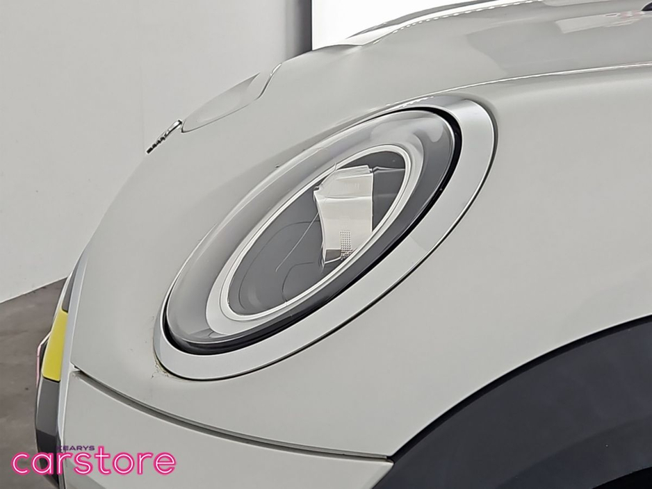 2020 MINI Hatch Cooper Classic Auto €16,880