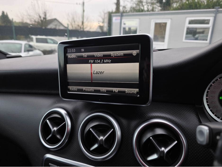 2013 Mercedes-Benz A Class A180 AMG INTERIOR HALF LEATHER SEATS / HI SPEC / SYSTEM LOW ROAD TAX BAND / SIMI DEALER