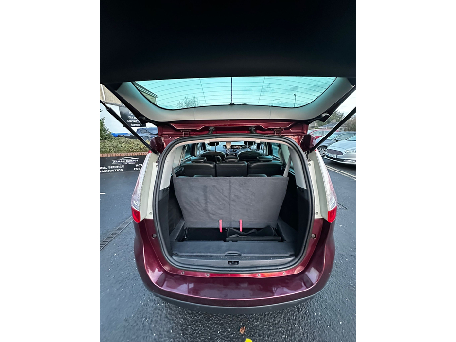 2014 Renault Grand Scenic 3 BOSE 1.5 DCI 110 4DR €4,950