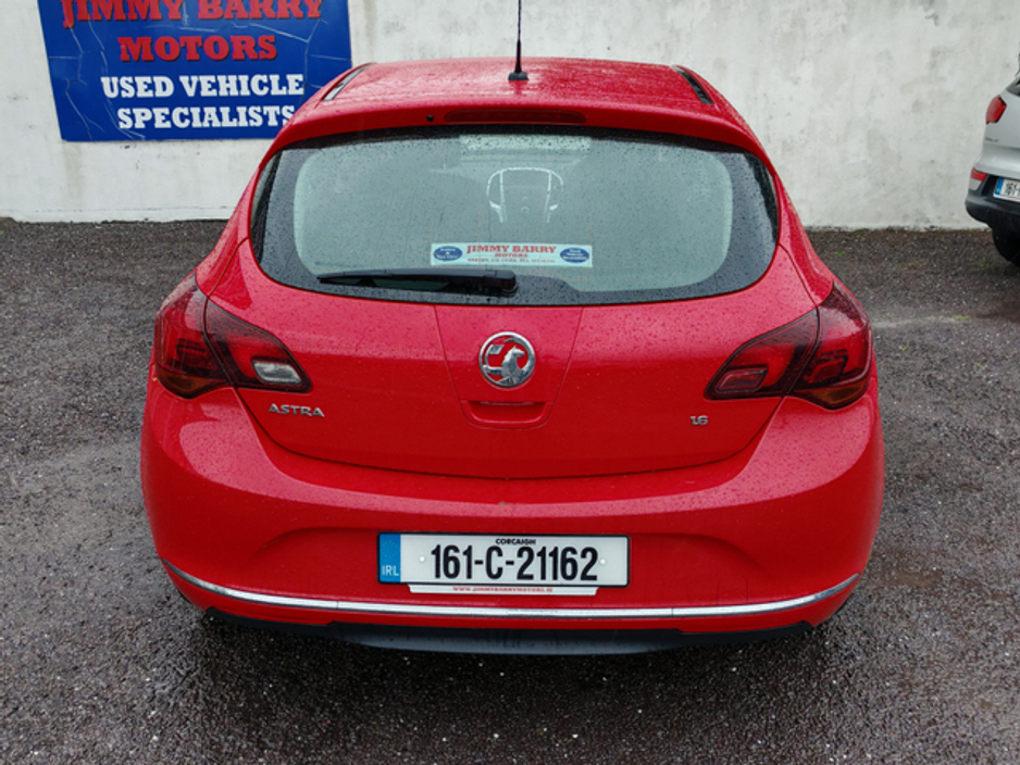 2016 Vauxhall Astra 1.6 I VVT SRI 115PS 5DR €7,800