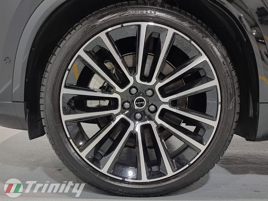 2025 Volvo XC90 * ULTRA * T8 2.0 PHEV * AWD * AUTOMATIC * STUNNING SUV * TRINITY VOLKSWAGEN *