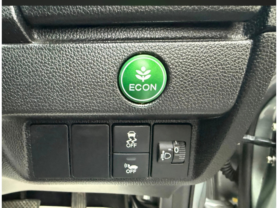 2014 Honda Fit  €8,990